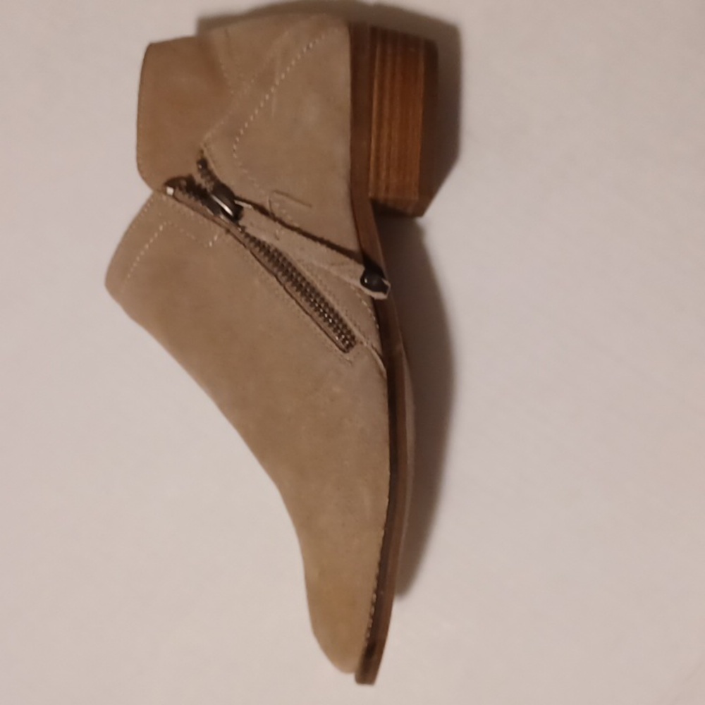 dolce vita Women's Faux Suede Ankle Booties - Picture 1 of 9